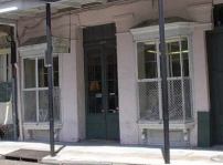 The bookstore where Selena found Julian